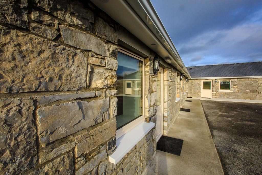 The Red Cottage & Stables Sligo Exterior photo