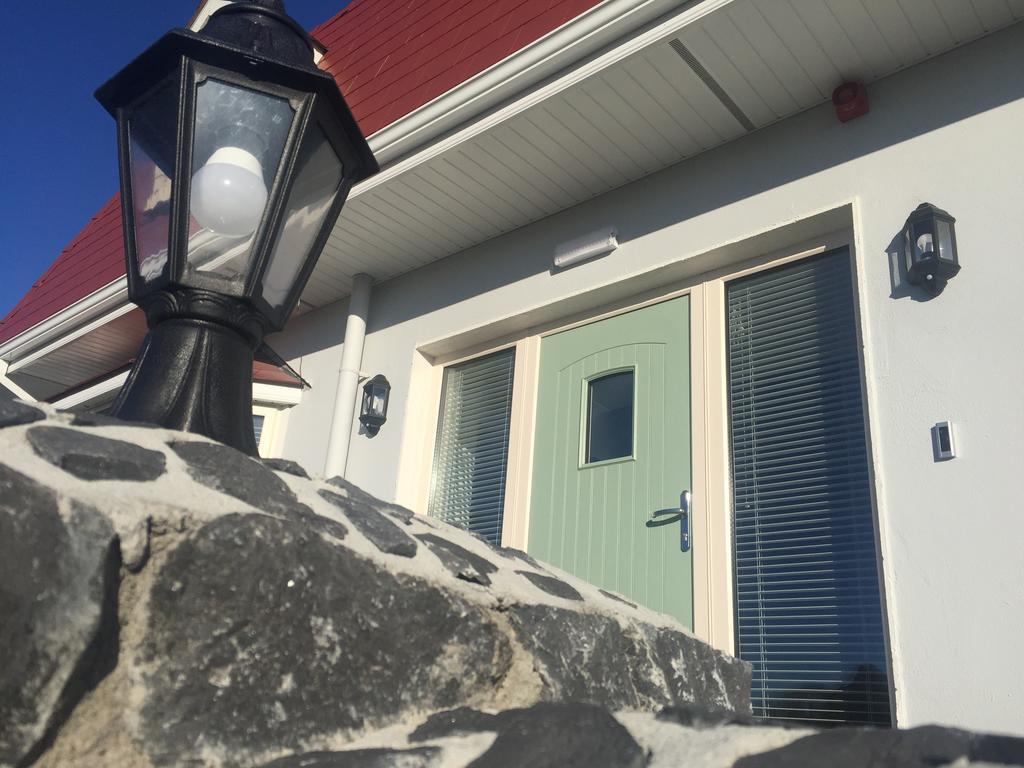 The Red Cottage & Stables Sligo Exterior photo