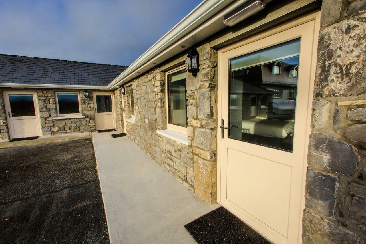 The Red Cottage & Stables Sligo Exterior photo
