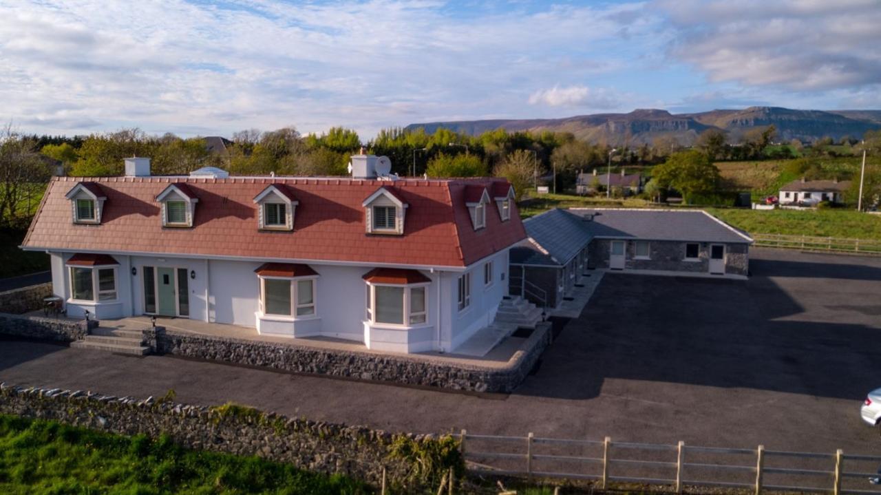 The Red Cottage & Stables Sligo Exterior photo